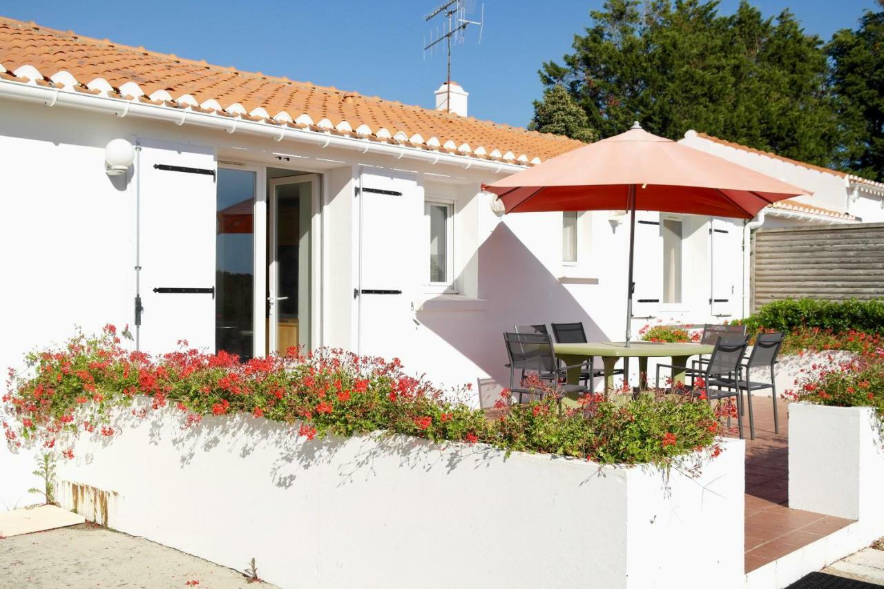 Maison De Campagne Pour 6 Avec Piscine Commequiers Luaran gambar